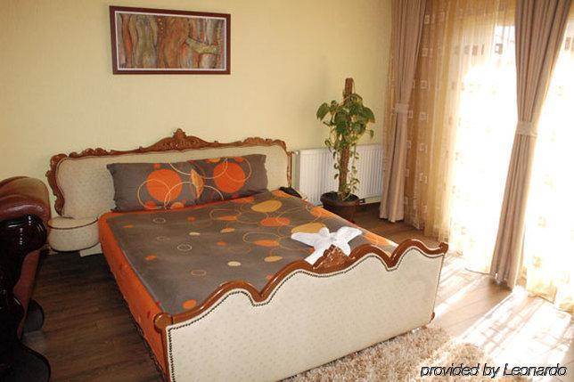 Hotel Begolli Priština Pokoj fotografie